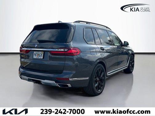 2022 BMW X7 xDrive40i