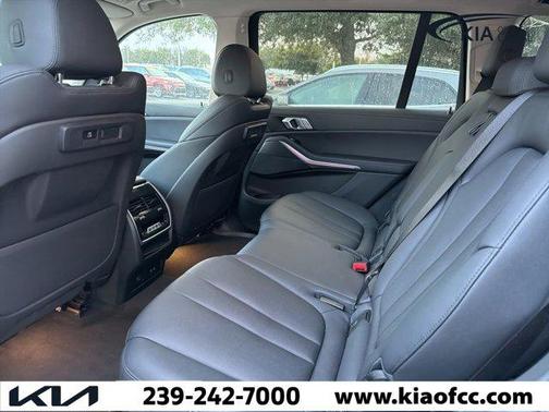 2022 BMW X7 xDrive40i