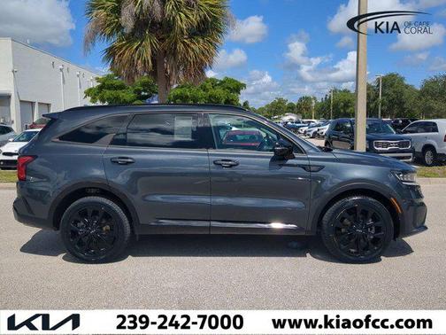 2022 Kia Sorento SX