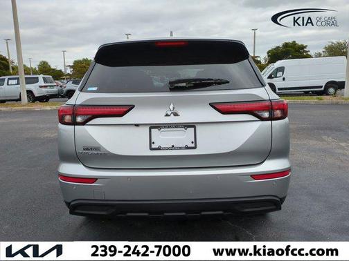 2024 Mitsubishi Outlander ES 2.5 2WD