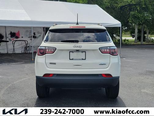 White Clearcoat 2018 Jeep Compass Latitude