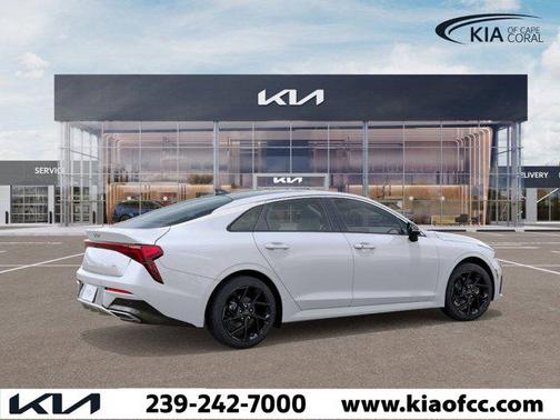 2026 Kia K5 GT-Line