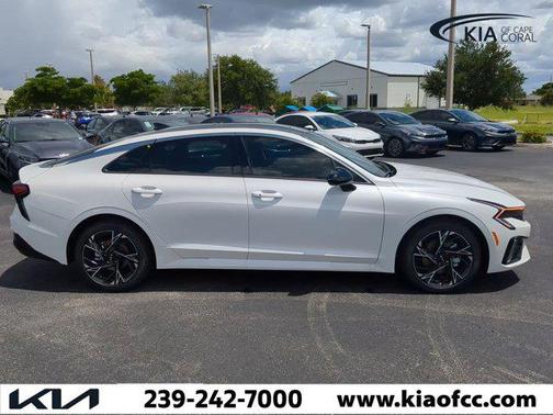 2025 Kia K5 GT-Line