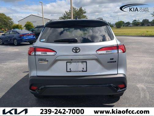 2024 Toyota Corolla Hybrid SE