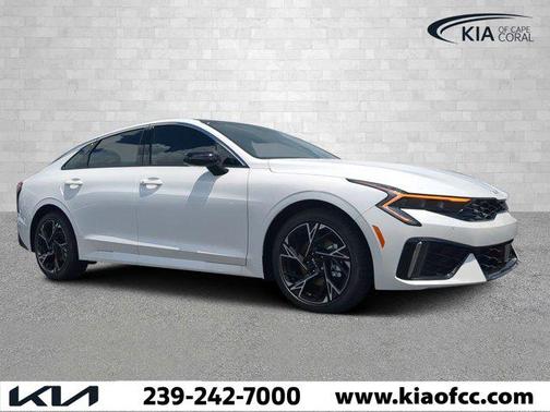 2025 Kia K5 GT-Line