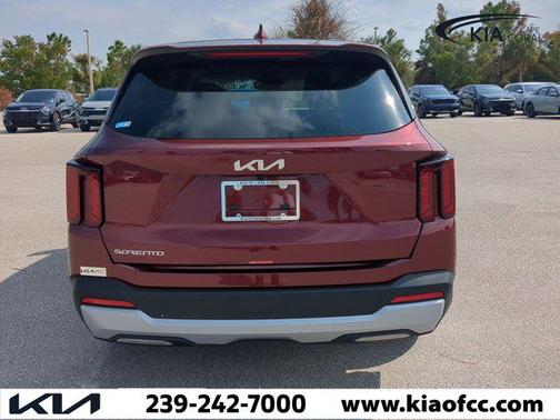 2025 Kia Sorento LX