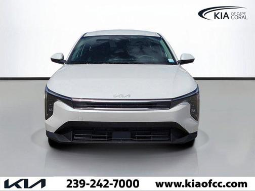 Snow White Pearl 2026 Kia K4 LXS