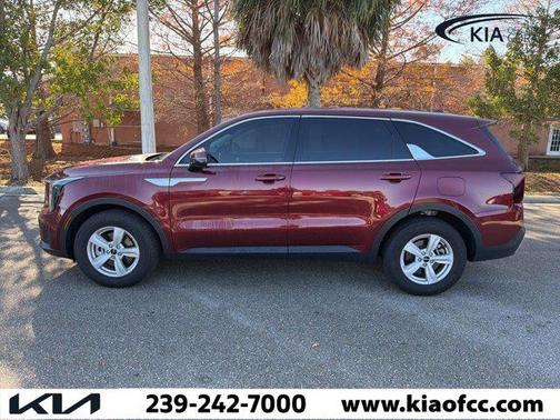 2025 Kia Sorento LX