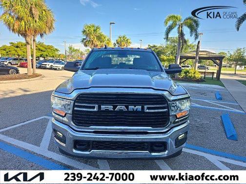 2021 RAM 3500 Big Horn Crew Cab 4x4 8' Box