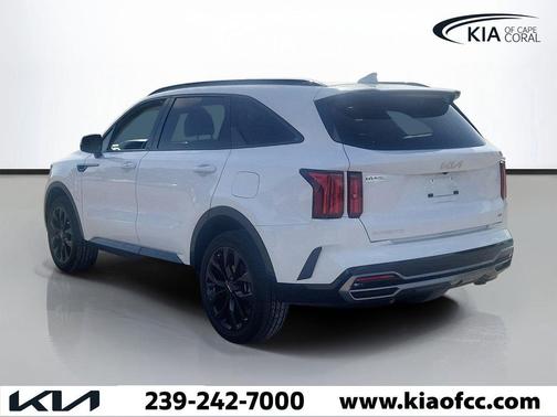Glacial White Pearl 2023 Kia Sorento SX