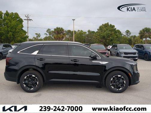 2025 Kia Sorento S