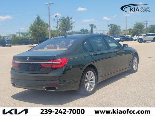 ALPINA Green Metallic 2018 BMW 750 i xDrive