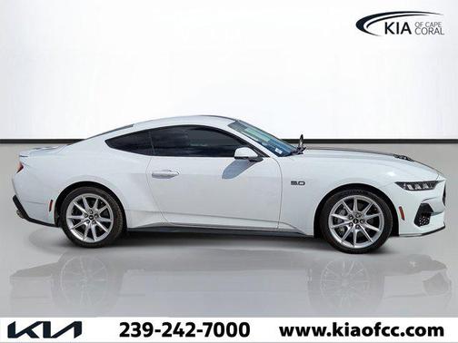 OXFORD WHITE 2024 Ford Mustang GT Premium