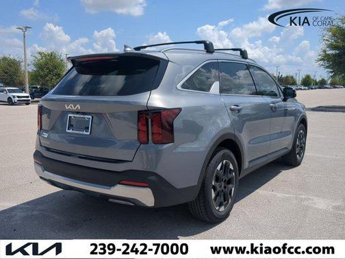 2024 Kia Sorento S