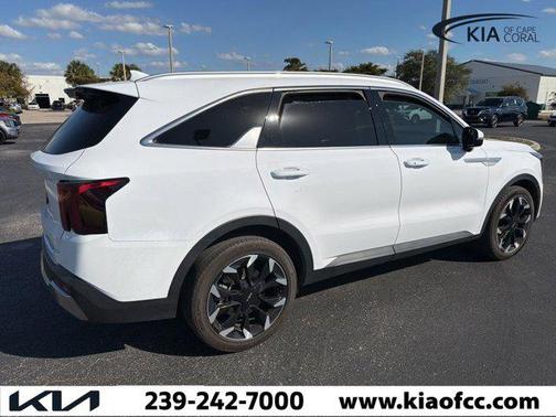 2025 Kia Sorento EX