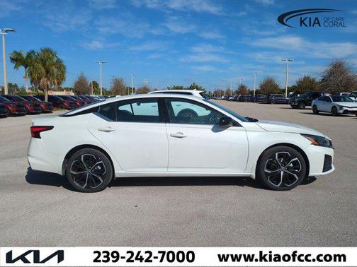 2024 Nissan Altima SR Intelligent AWD