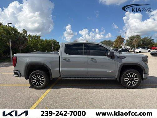 2024 GMC Sierra 1500 AT4