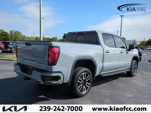 2024 GMC Sierra 1500 AT4