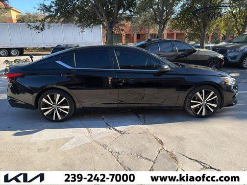 2020 Nissan Altima SR FWD