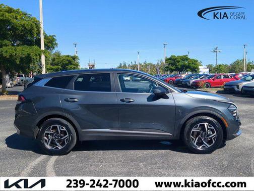 2024 Kia Sportage LX