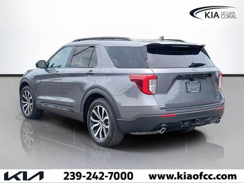 CARBONIZED GRAY METALLIC 2022 Ford Explorer ST-Line