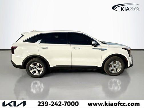 2026 Kia Sorento LX