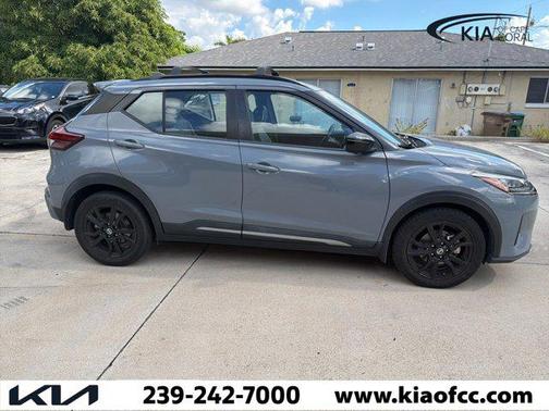 2021 Nissan Kicks SR