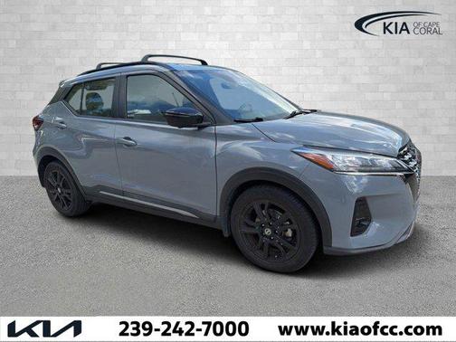 2021 Nissan Kicks SR
