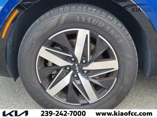 Sapphire Blue 2022 Kia Sorento S