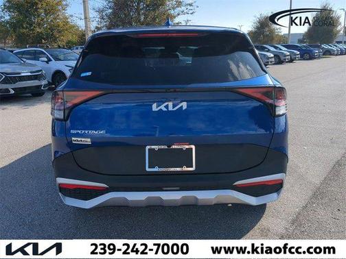 2025 Kia Sportage EX