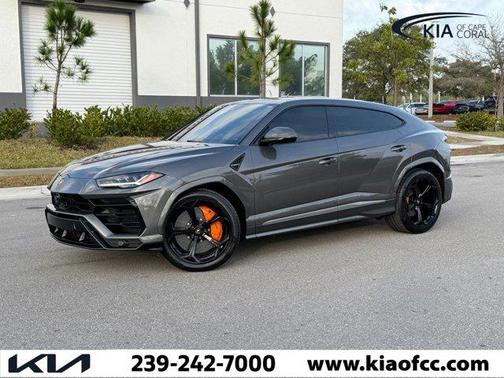 2021 Lamborghini Urus Base