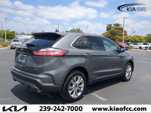 2024 Ford Edge Titanium