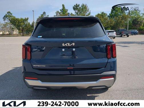 2025 Kia Sorento S
