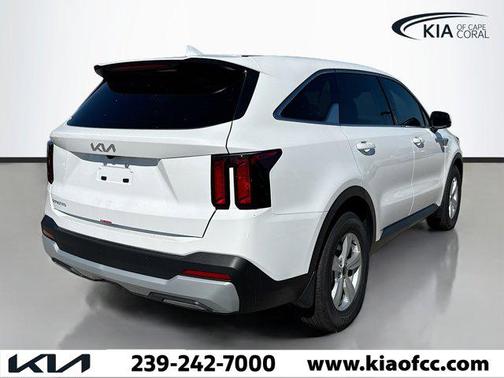 2026 Kia Sorento LX