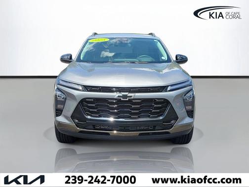 Sterling Gray Metallic 2025 Chevrolet Trax FWD ACTIV