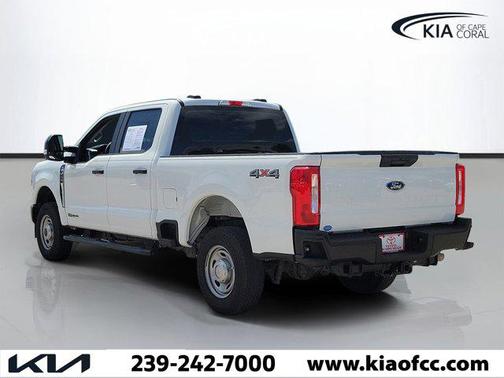 OXFORD WHITE 2025 Ford F-250 XL