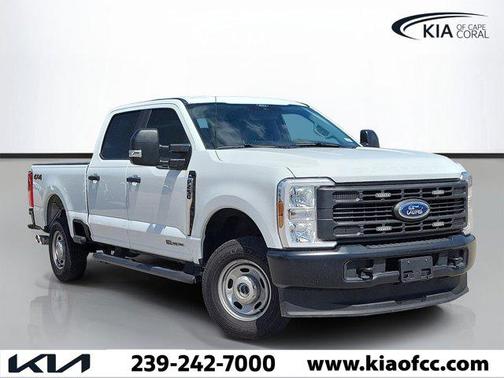 OXFORD WHITE 2025 Ford F-250 XL