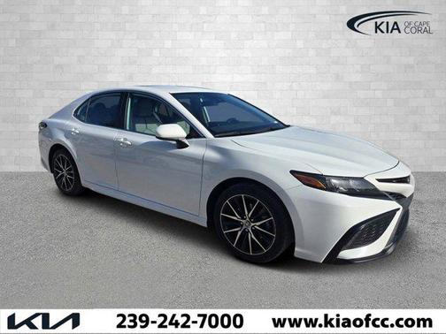 2021 Toyota Camry SE