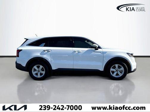 2023 Kia Sorento LX
