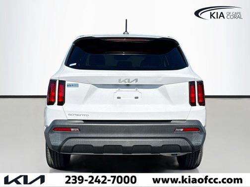 2023 Kia Sorento LX