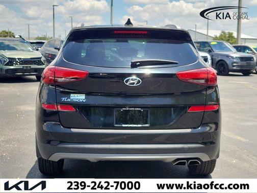 Black Noir Pearl 2021 Hyundai TUCSON SEL
