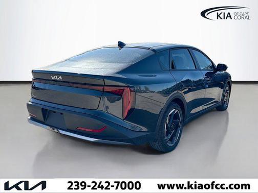 2026 Kia K4 EX
