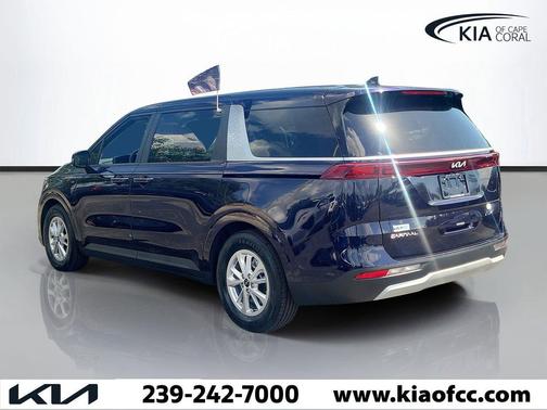 Deep Chroma Blue 2023 Kia Carnival LX