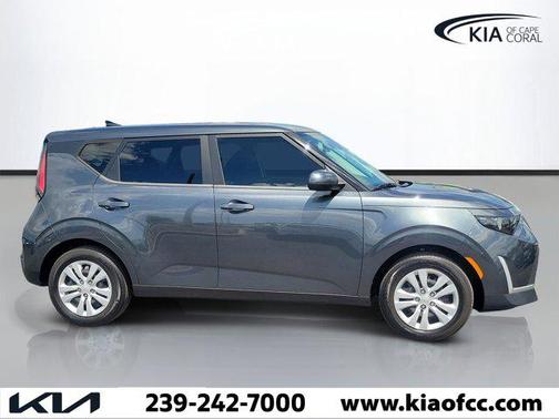 Gravity Gray 2024 Kia Soul LX