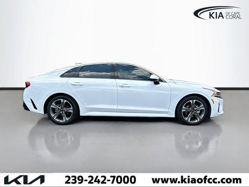 Glacial White Pearl 2023 Kia K5 EX