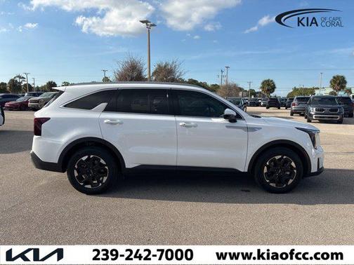 2024 Kia Sorento S