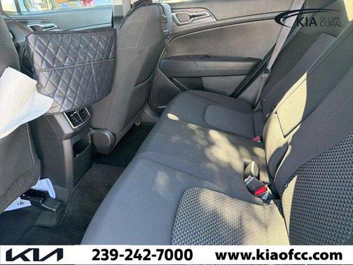 2023 Kia Sportage Hybrid LX