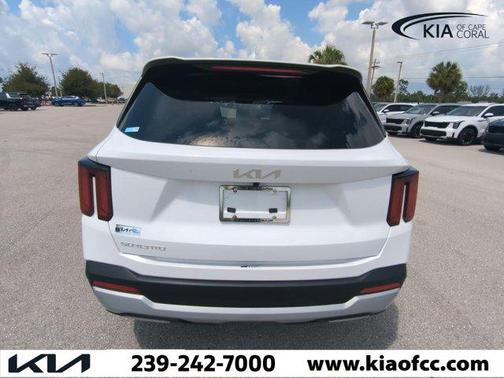 2025 Kia Sorento LX