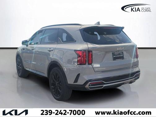 Wolf Gray 2023 Kia Sorento SX