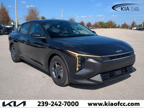 2025 Kia K4 LXS